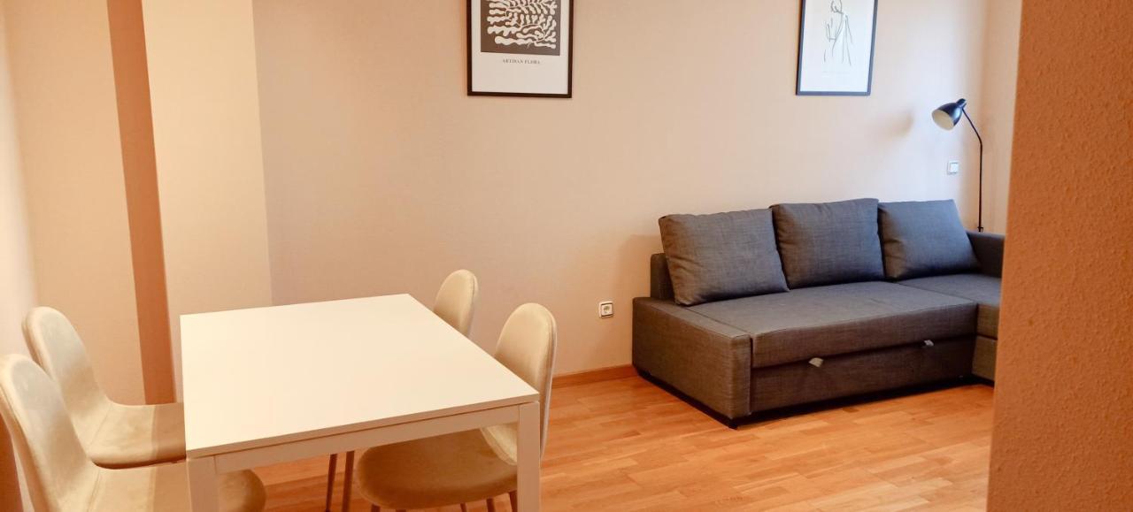 El Jardin De Astros Apartment Саламанка Екстериор снимка